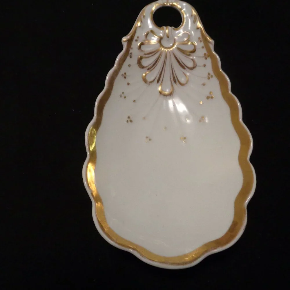 COQUETTE VINTAGE ROMANCE PORCELAIN W GILT SOAP LARGER DISH